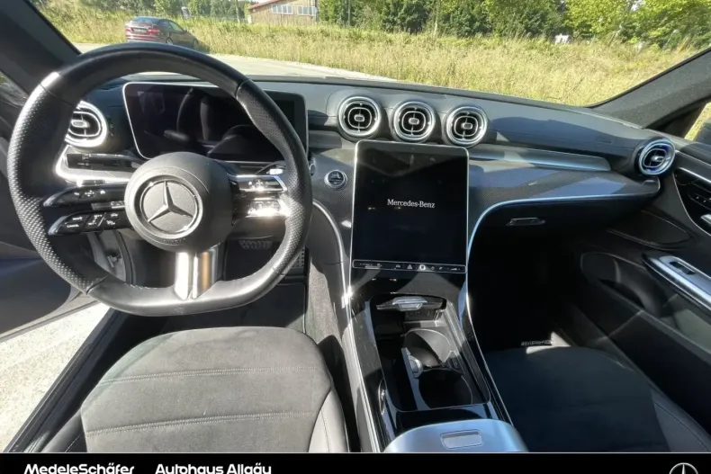 Mercedes-Benz CLE 220 din 2023 cu 27.008 km - oferta MER113280 - foto 2