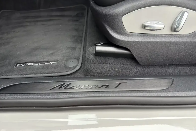 Porsche Macan din 2024 cu 49.196 km - oferta POR113284 - foto 14