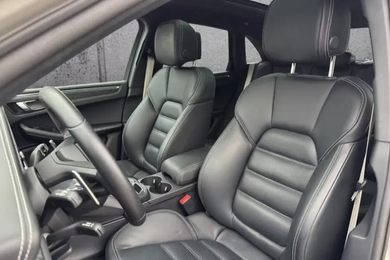 Porsche Macan din 2024 cu 49.196 km - oferta POR113284 - foto 23