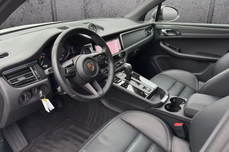 Porsche Macan din 2024 cu 49.196 km - oferta POR113284 - foto 24