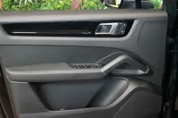 Porsche Cayenne din 2022 cu 50.614 km - oferta POR113288 - foto 11