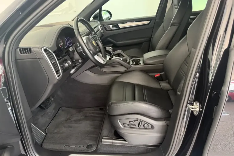 Porsche Cayenne din 2022 cu 54.380 km - oferta POR113290 - foto 7