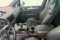 Porsche Cayenne din 2022 cu 54.380 km - oferta POR113290 - foto 8