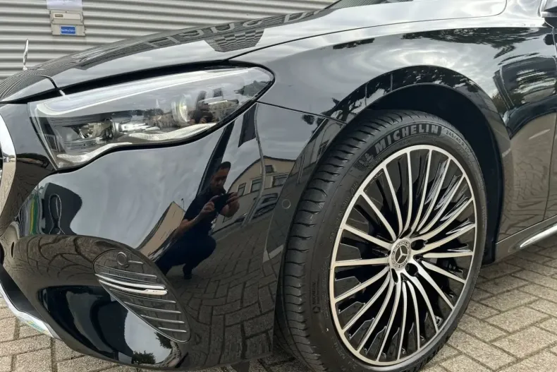 Mercedes-Benz E 300 din 2024 cu 12.500 km - oferta MER113293 - foto 5