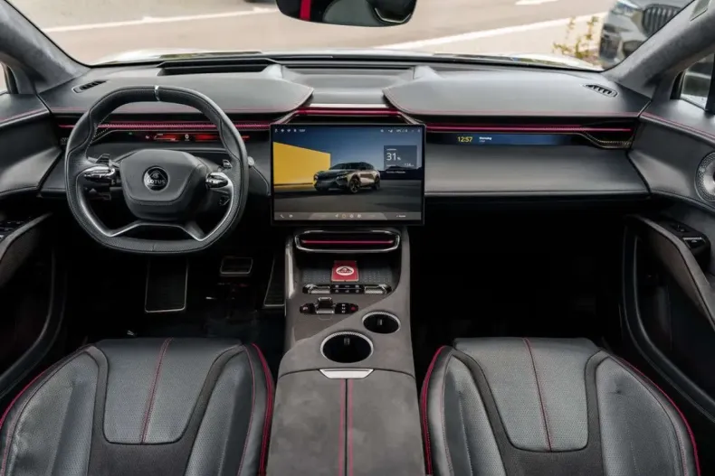 Lotus Eletre din 2024 cu 26.389 km - oferta LOT113295 - foto 2