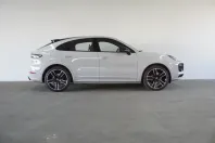 Porsche Cayenne din 2023 cu 27.965 km - oferta POR113297 - foto 3