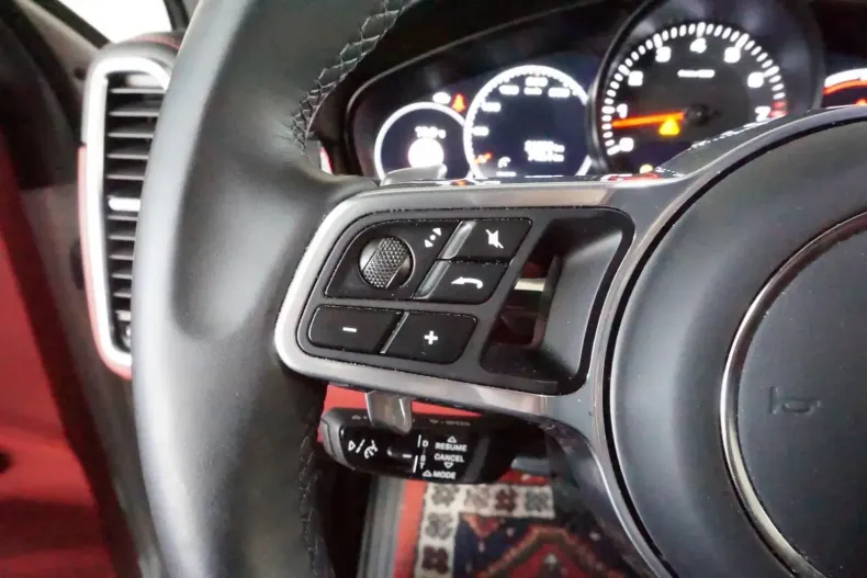 Porsche Cayenne din 2023 cu 27.965 km - oferta POR113297 - foto 29