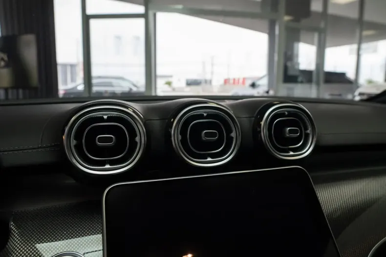 Mercedes-Benz C 300 din 2023 cu 30.800 km - oferta MER113301 - foto 9