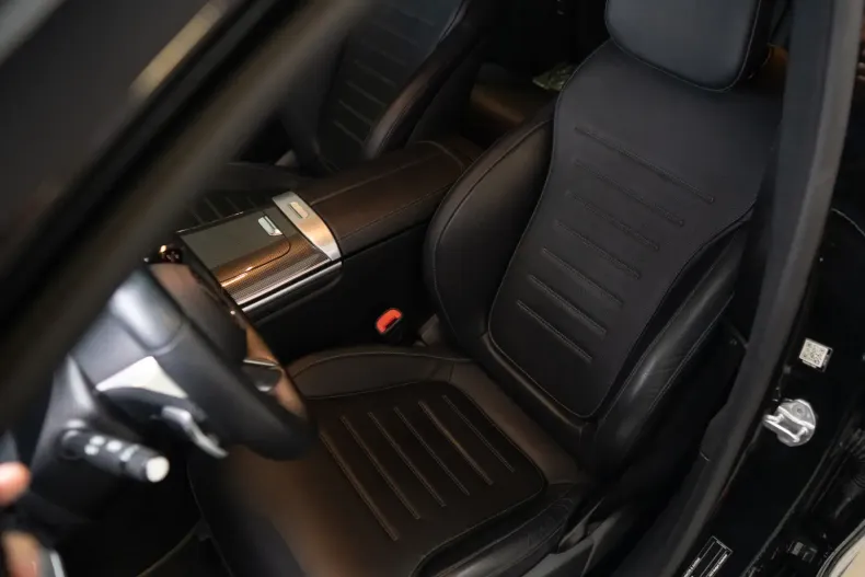 Mercedes-Benz C 300 din 2023 cu 30.800 km - oferta MER113301 - foto 12