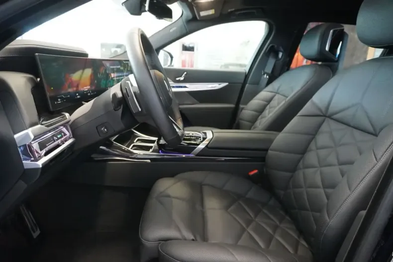 BMW 740 din 2024 cu 25.000 km - oferta BMW113318 - foto 8