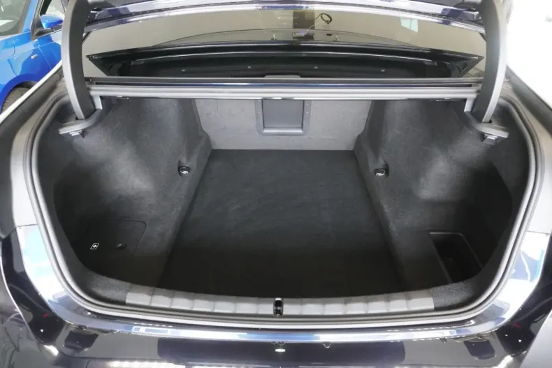 BMW 740 din 2024 cu 25.000 km - oferta BMW113318 - foto 11