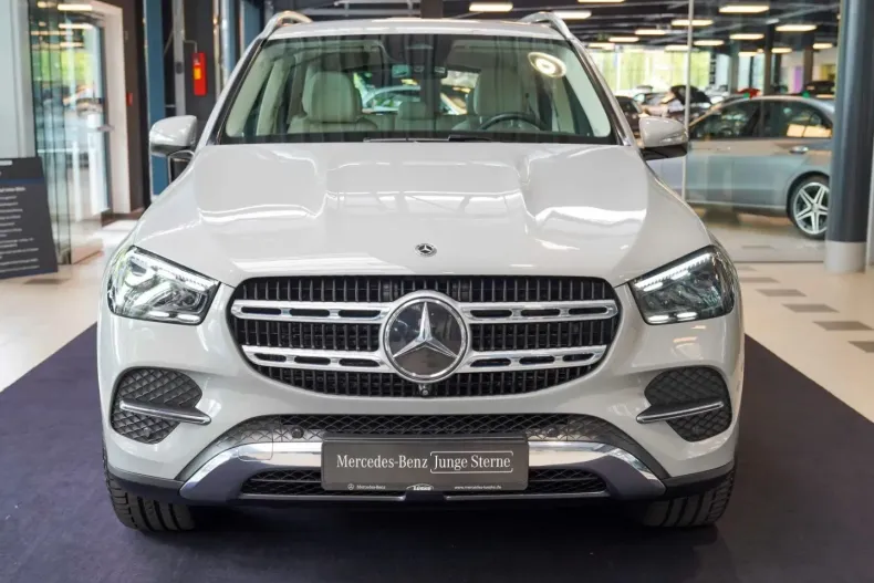 Mercedes-Benz GLE 300 din 2023 cu 20.592 km - oferta MER113322 - foto 2
