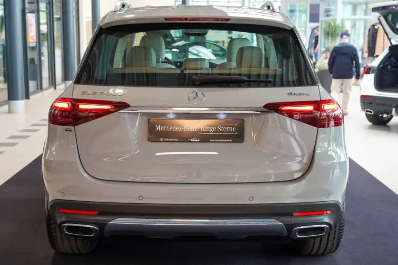 Mercedes-Benz GLE 300 din 2023 cu 20.592 km - oferta MER113322 - foto 5