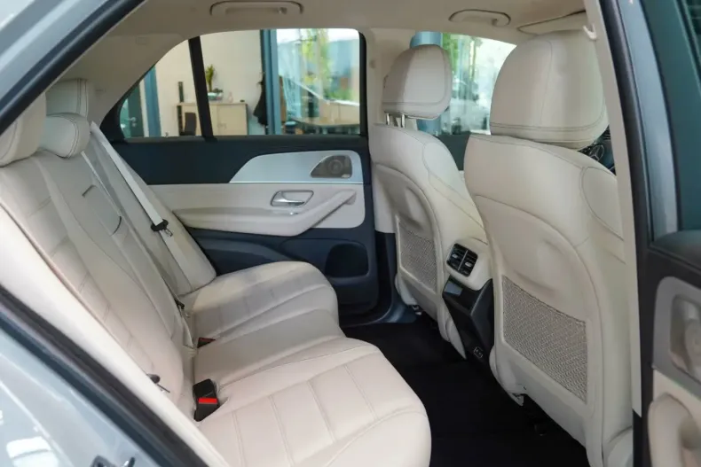 Mercedes-Benz GLE 300 din 2023 cu 20.592 km - oferta MER113322 - foto 15