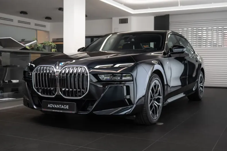 BMW 740 din 2023 cu 49.300 km - oferta BMW113325 - foto 1