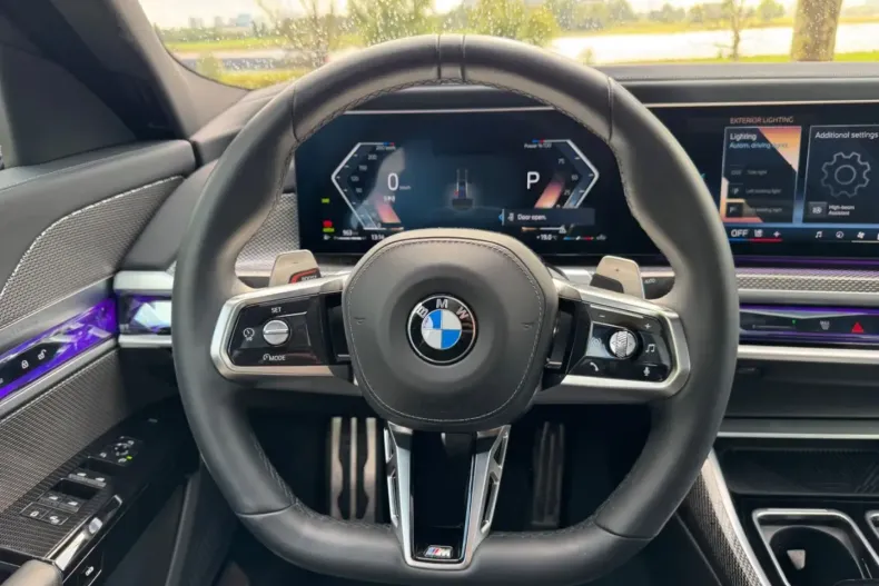 BMW 740 din 2024 cu 24.990 km - oferta BMW113326 - foto 11