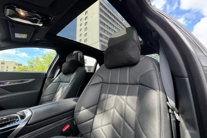 BMW 740 din 2024 cu 24.990 km - oferta BMW113326 - foto 14