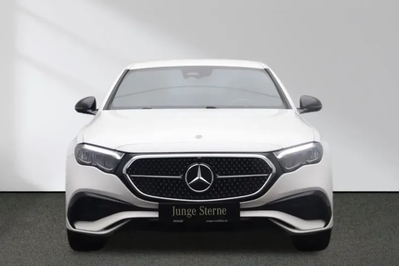 Mercedes-Benz E 300 din 2024 cu 18.497 km - oferta MER113329 - foto 5