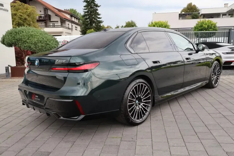 BMW 750 din 2025 cu 7.000 km - oferta BMW113331 - foto 7