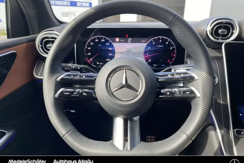 Mercedes-Benz GLC 300 din 2024 cu 5.781 km - oferta MER113333 - foto 13