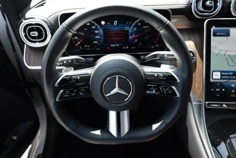 Mercedes-Benz GLC 300 din 2024 cu 17.987 km - oferta MER113334 - foto 9