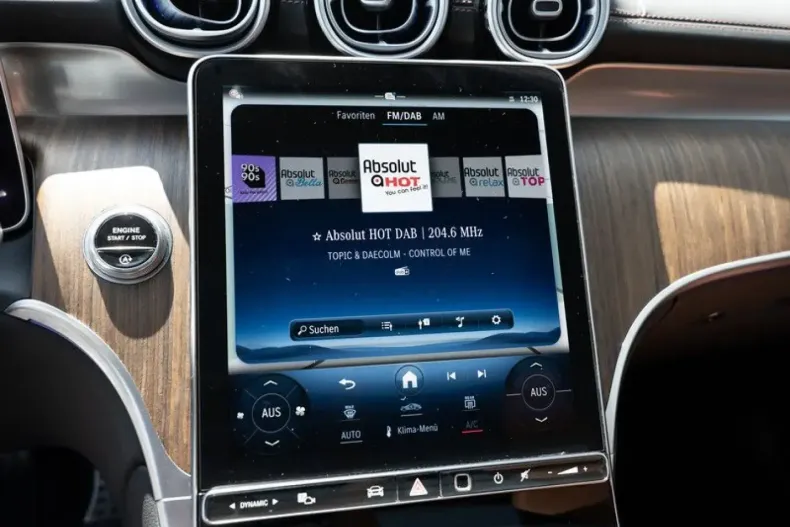 Mercedes-Benz GLC 300 din 2024 cu 17.987 km - oferta MER113334 - foto 11