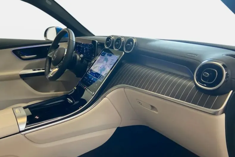 Mercedes-Benz GLC 300 din 2024 cu 23.246 km - oferta MER113337 - foto 10