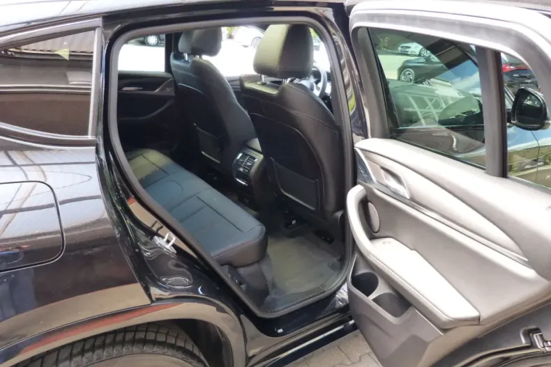 BMW X4 din 2024 cu 7.800 km - oferta BMW113344 - foto 10