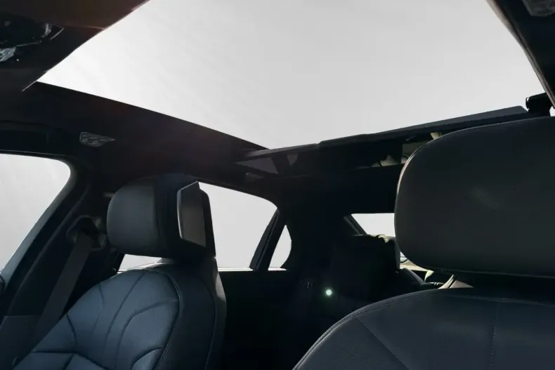 BMW 750 din 2024 cu 4.120 km - oferta BMW113349 - foto 19