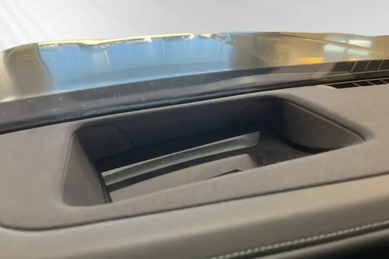 BMW 750 din 2024 cu 27.651 km - oferta BMW113350 - foto 17