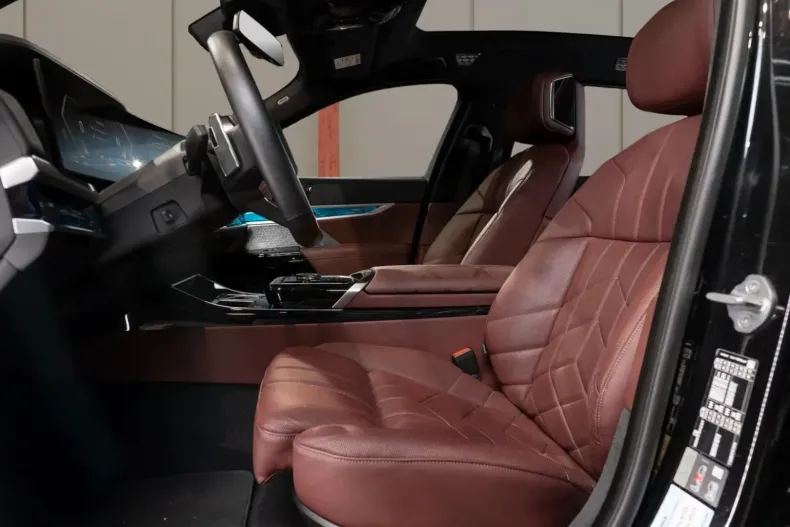 BMW 750 din 2023 cu 53.000 km - oferta BMW113354 - foto 6