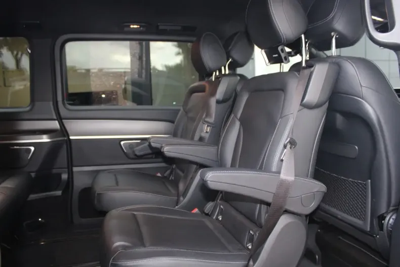 Mercedes-Benz V 300 din 2023 cu 62.000 km - oferta MER113355 - foto 10