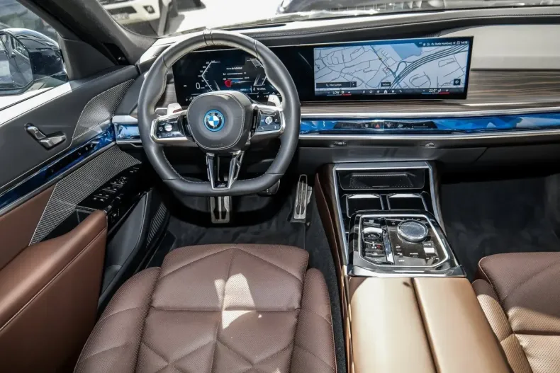 BMW 750 din 2024 cu 25.250 km - oferta BMW113356 - foto 17