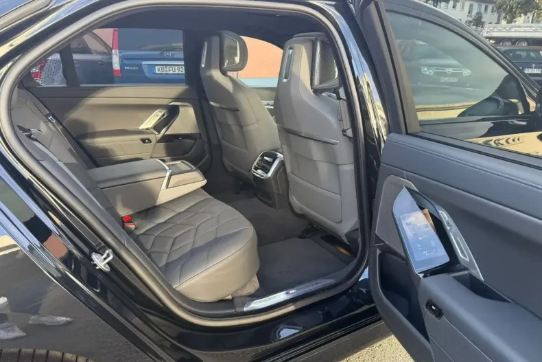 BMW 750 din 2023 cu 21.937 km - oferta BMW113359 - foto 20