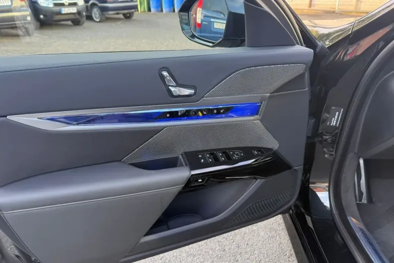 BMW 750 din 2023 cu 21.937 km - oferta BMW113359 - foto 23