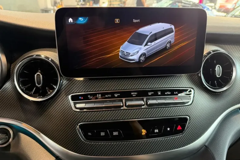 Mercedes-Benz V 300 din 2023 cu 67.580 km - oferta MER113360 - foto 11