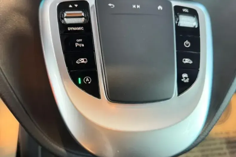 Mercedes-Benz V 300 din 2023 cu 67.580 km - oferta MER113360 - foto 12