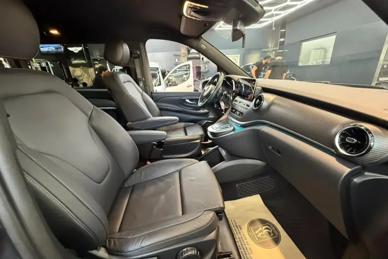 Mercedes-Benz V 300 din 2023 cu 67.580 km - oferta MER113360 - foto 15