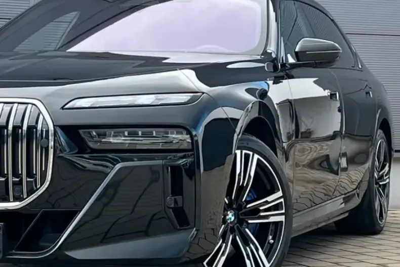 BMW 750 din 2023 cu 24.952 km - oferta BMW113361 - foto 7