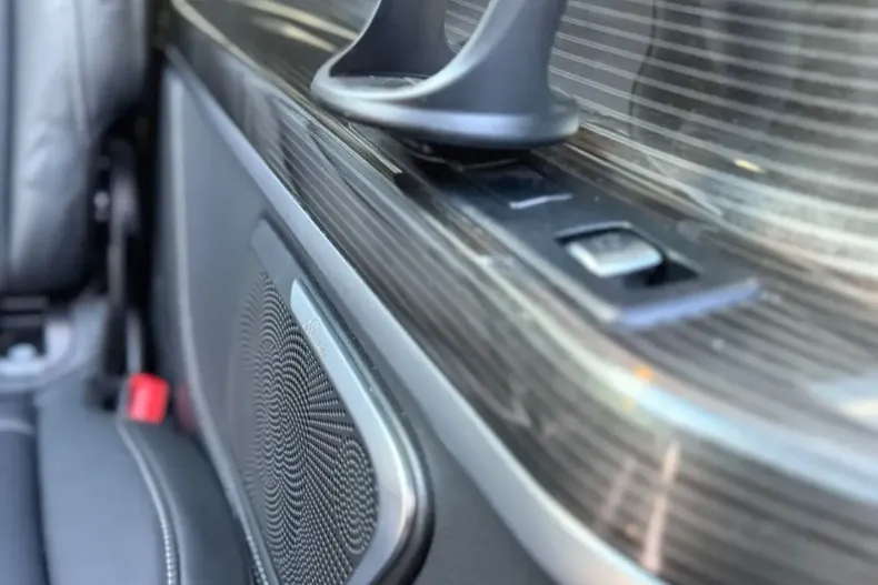 Mercedes-Benz V 300 din 2022 cu 80.000 km - oferta MER113362 - foto 24