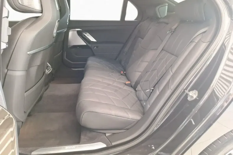 BMW 750 din 2024 cu 40.257 km - oferta BMW113364 - foto 12