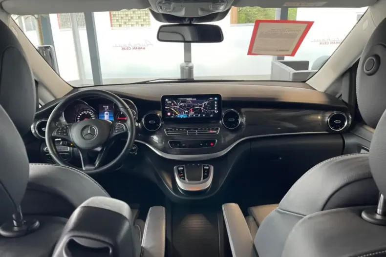 Mercedes-Benz V 250 din 2022 cu 45.365 km - oferta MER113365 - foto 3