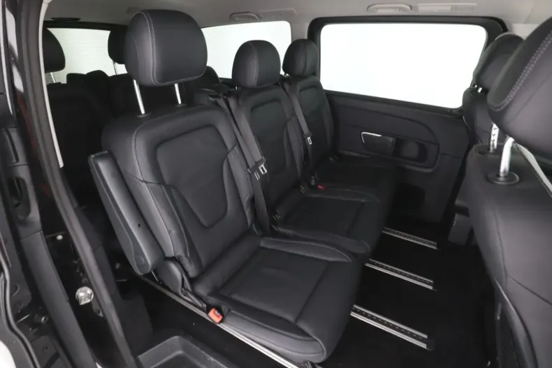 Mercedes-Benz V 300 din 2023 cu 35.614 km - oferta MER113366 - foto 8