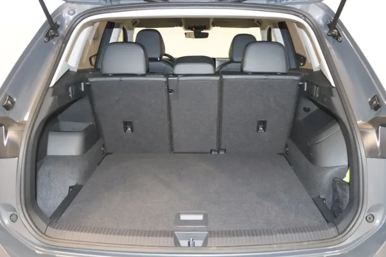 Volkswagen Tiguan din 2024 cu 23.600 km - oferta VOL113373 - foto 7