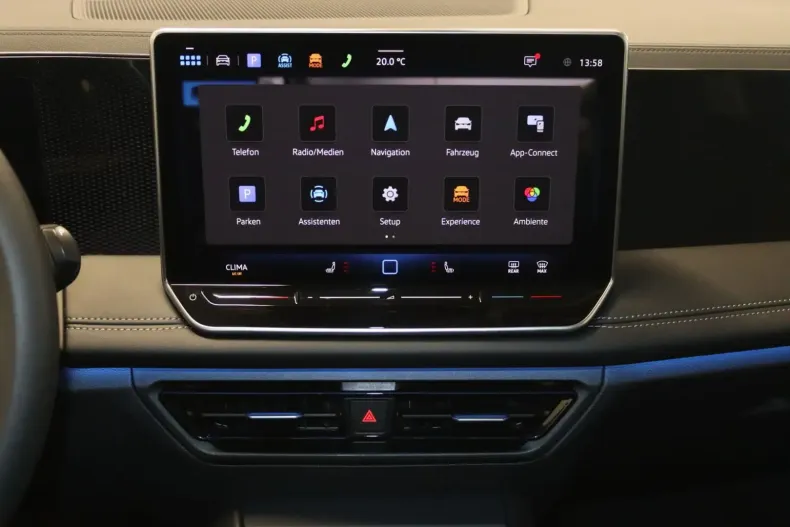 Volkswagen Tiguan din 2024 cu 23.600 km - oferta VOL113373 - foto 16