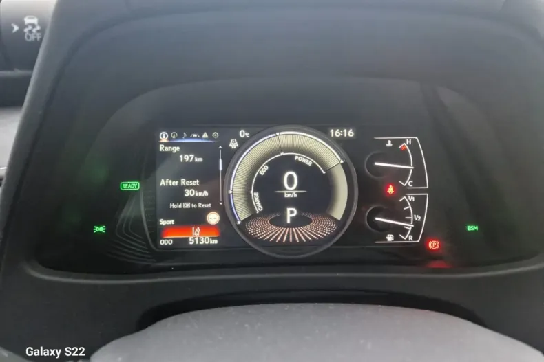 Lexus UX din 2023 cu 5.130 km - oferta LEX113385 - foto 4