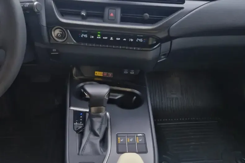 Lexus UX din 2023 cu 5.130 km - oferta LEX113385 - foto 8