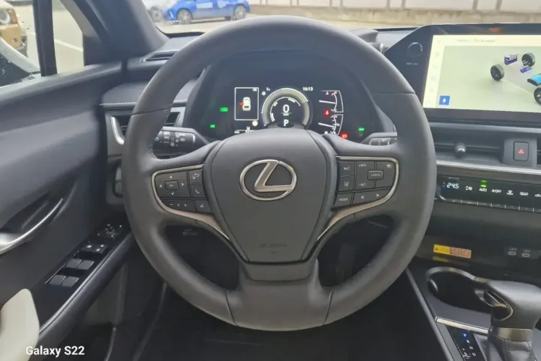 Lexus UX din 2023 cu 5.130 km - oferta LEX113385 - foto 9