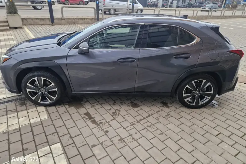Lexus UX din 2023 cu 5.130 km - oferta LEX113385 - foto 12