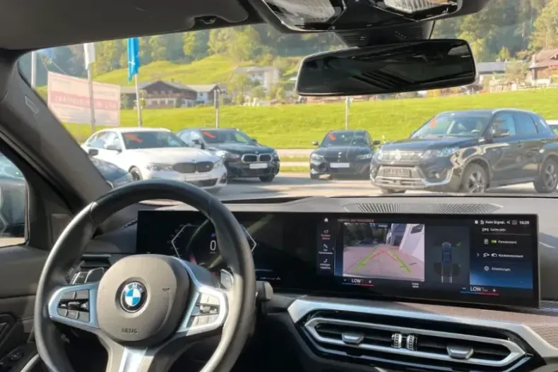 BMW 320 din 2023 cu 25.100 km - oferta BMW113393 - foto 14